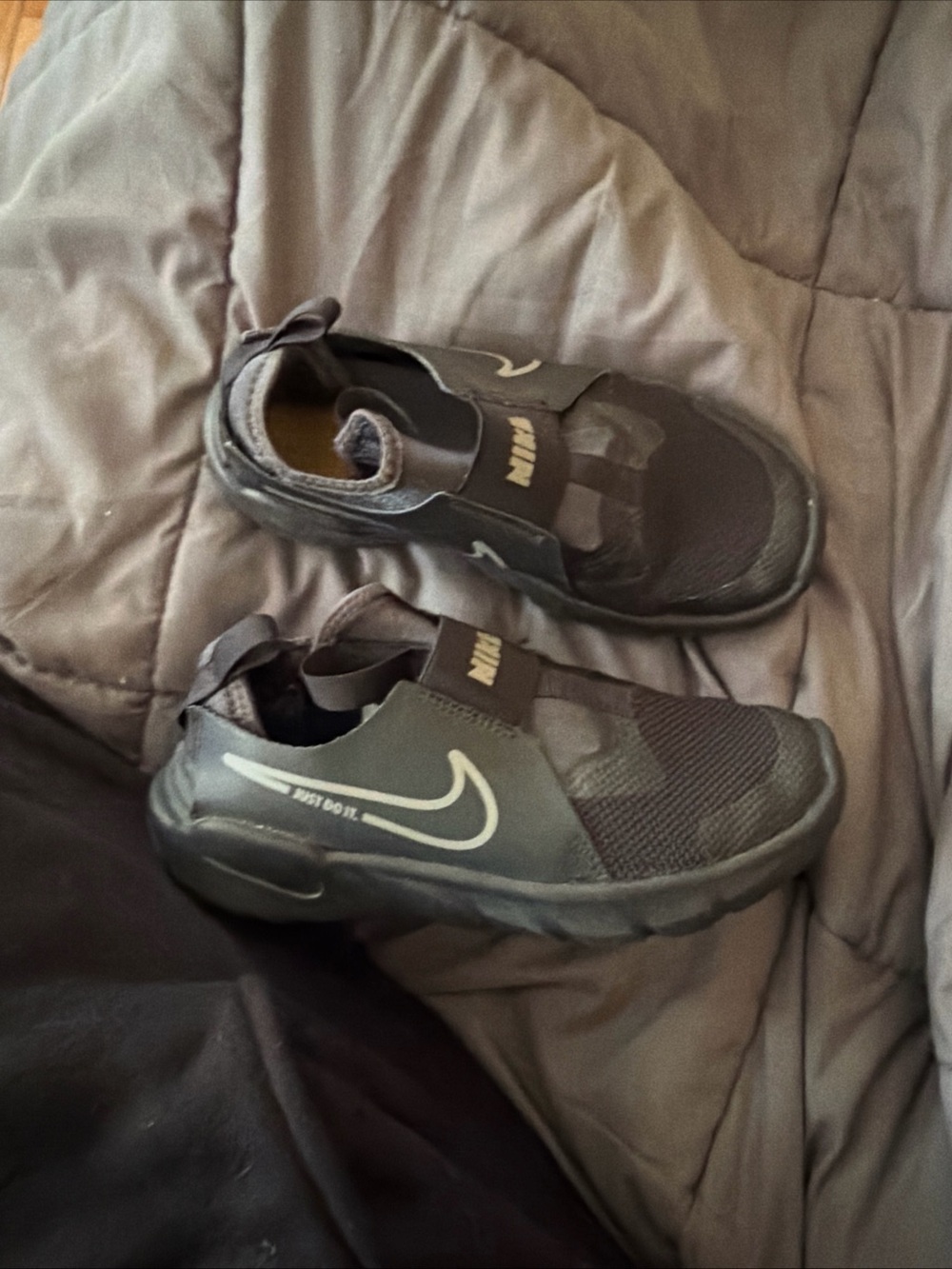 Nike Black Slip-On Training Sneakers with White Swoosh size 2Y